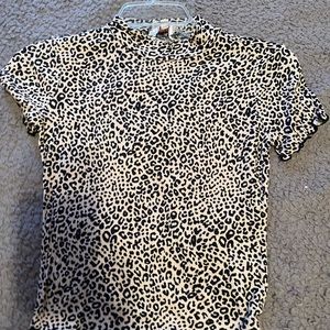 cheatah print tight crop top with turtle neck